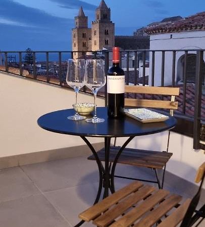 شقة Terrazza Caracciolo تْشيفالو المظهر الخارجي الصورة