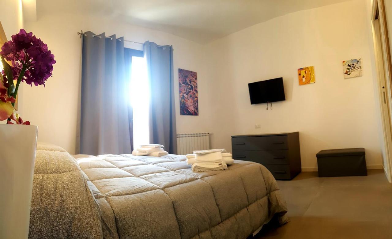 شقة Terrazza Caracciolo تْشيفالو المظهر الخارجي الصورة