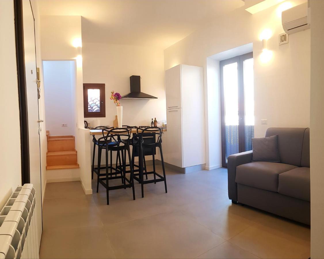شقة Terrazza Caracciolo تْشيفالو المظهر الخارجي الصورة