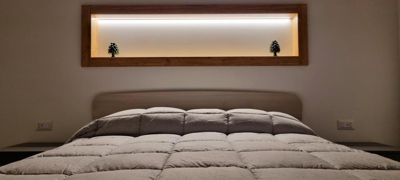 شقة Terrazza Caracciolo تْشيفالو المظهر الخارجي الصورة