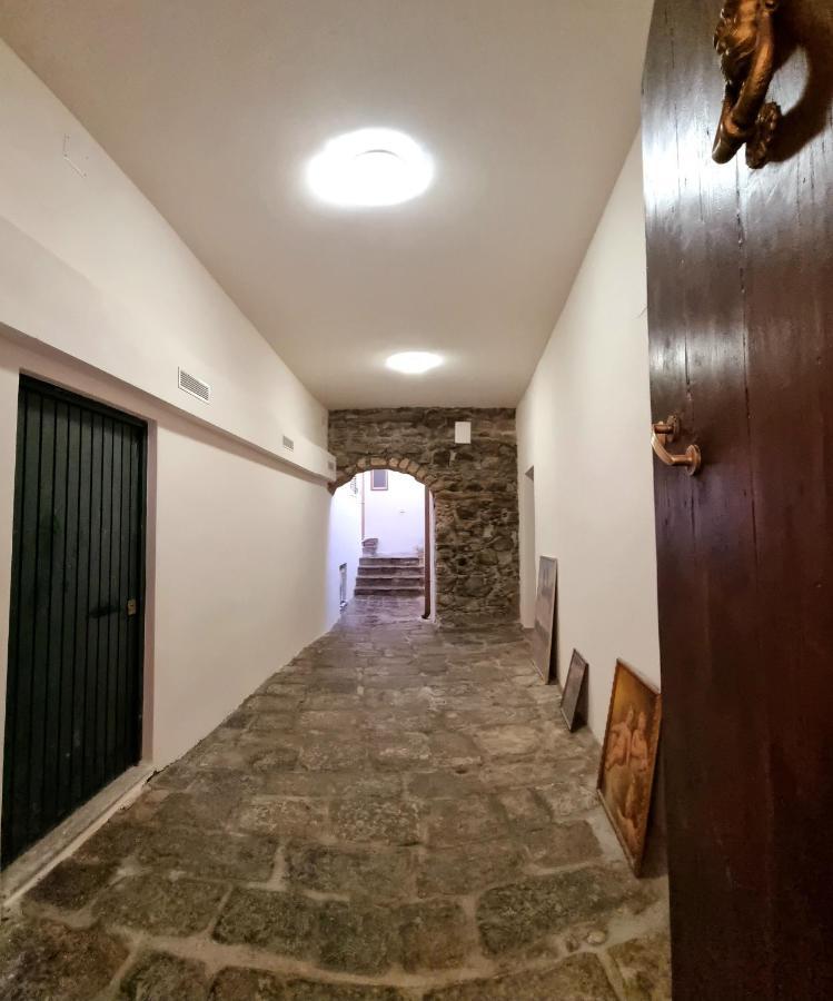 شقة Terrazza Caracciolo تْشيفالو المظهر الخارجي الصورة