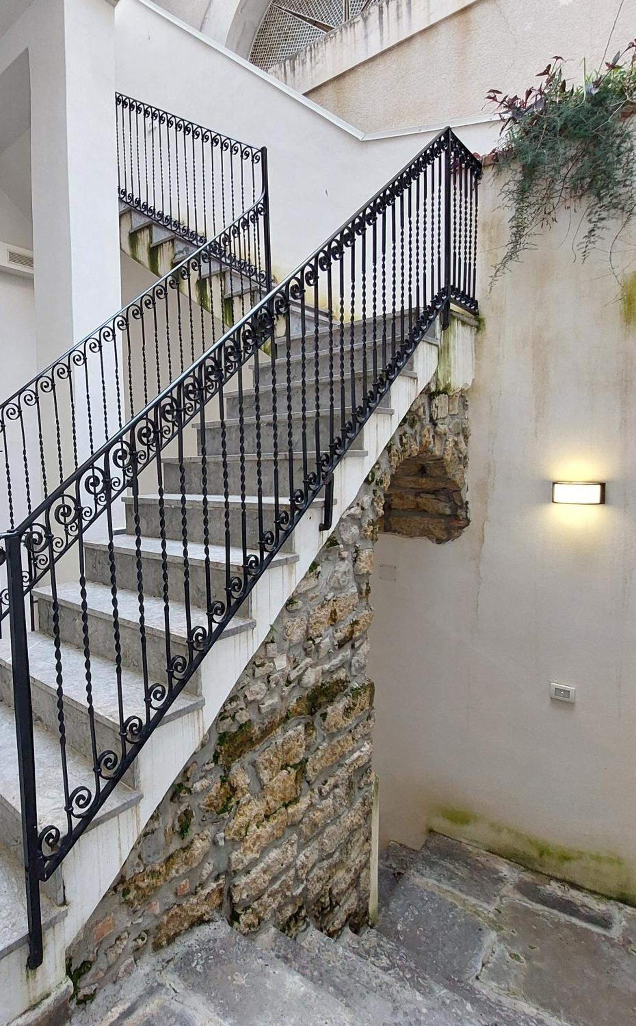 شقة Terrazza Caracciolo تْشيفالو المظهر الخارجي الصورة